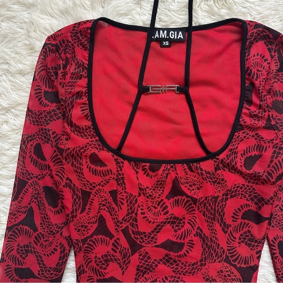 I.AM.GIA Crop Top Medusa Top Mesh Long Sleeve Snakeprint Red Black Sz XS - Picture 5 of 12